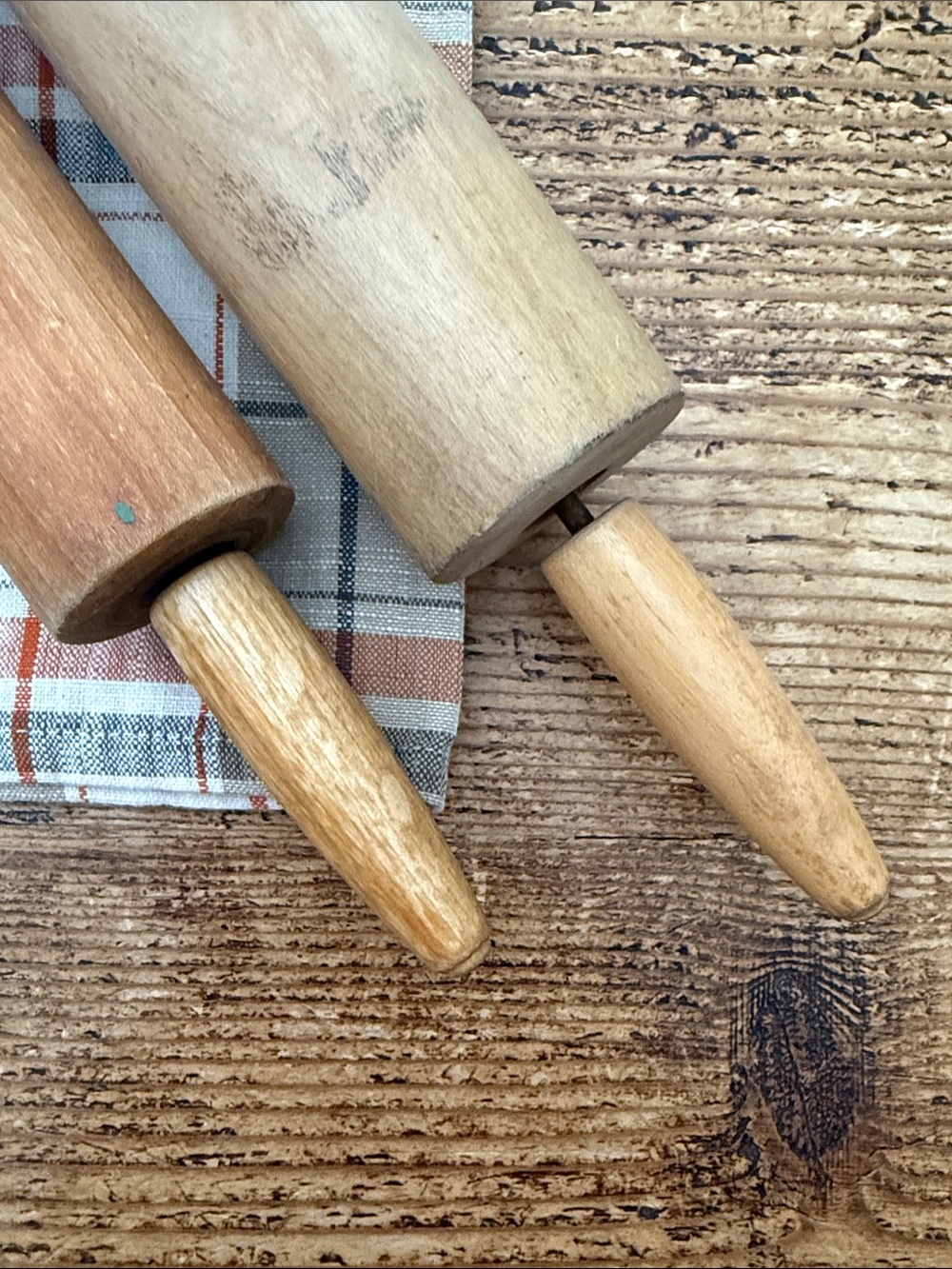 2 | Vintage Rolling Pins - Picture 4 of 6
